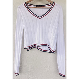 Brandy Melville Ribbed Knit Cropped Sweater V-Neck Tennis Preppy Academia Italy